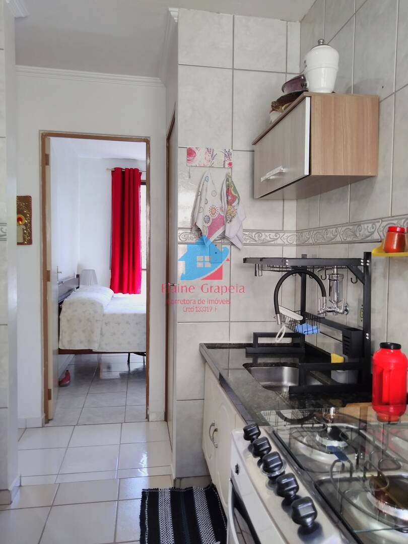 Apartamento à venda com 2 quartos, 45m² - Foto 11